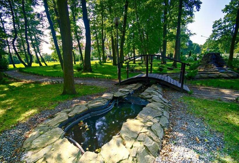 فندق Ośrodek Delfin