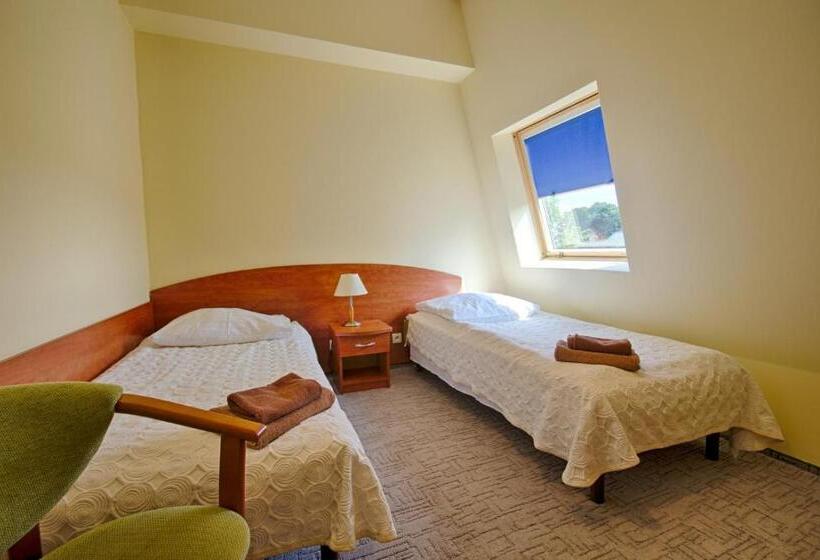 فندق Ośrodek Delfin