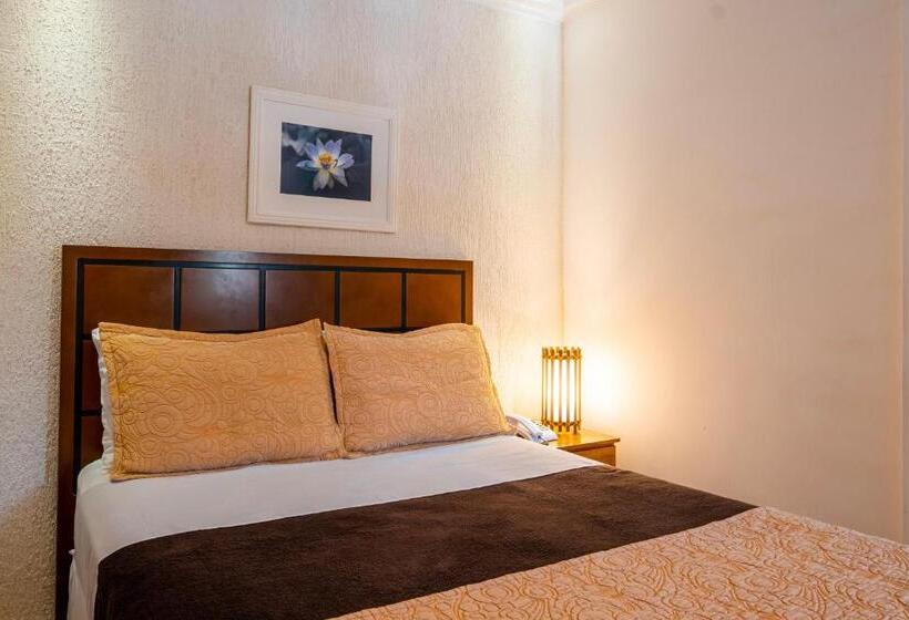 בית מלון כפרי Serra Everest