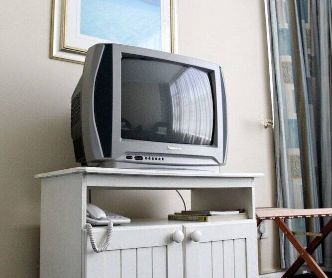 Отель The Russel