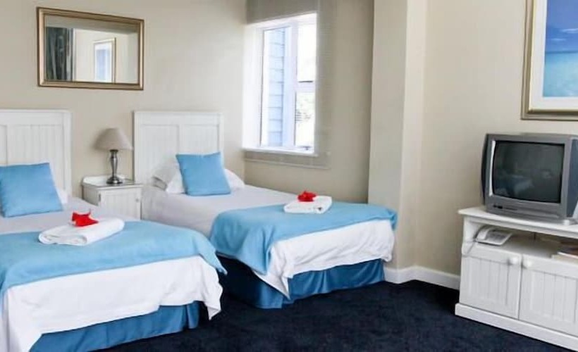 Отель The Russel