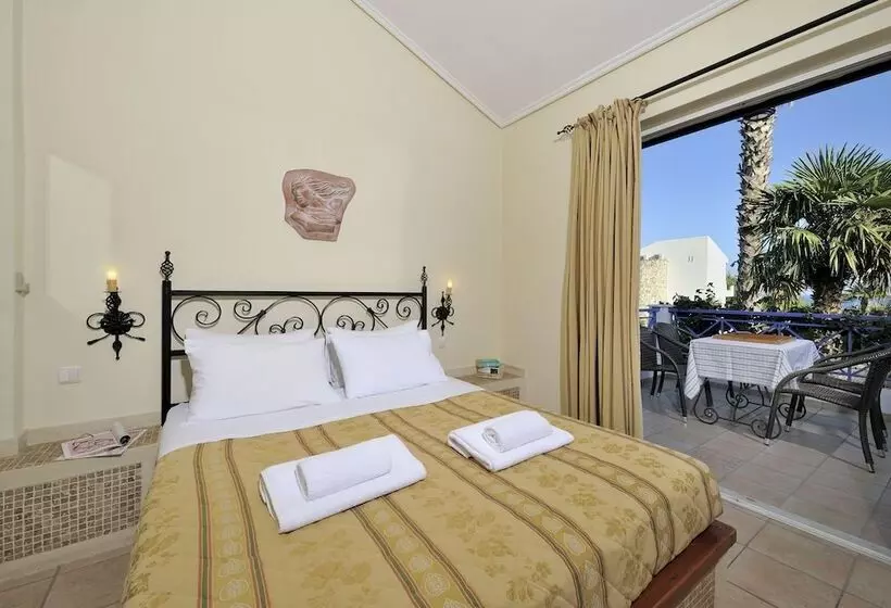 Paris Village Apartments