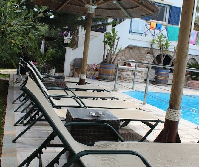 Paris Village Apartments