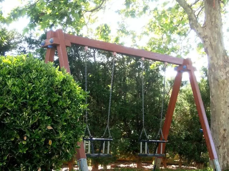 Paris Village Apartments