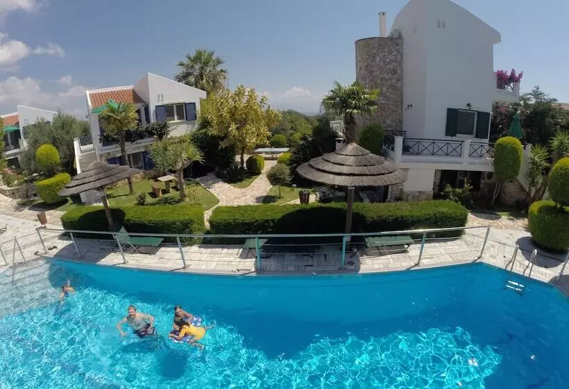 Paris Village Apartments