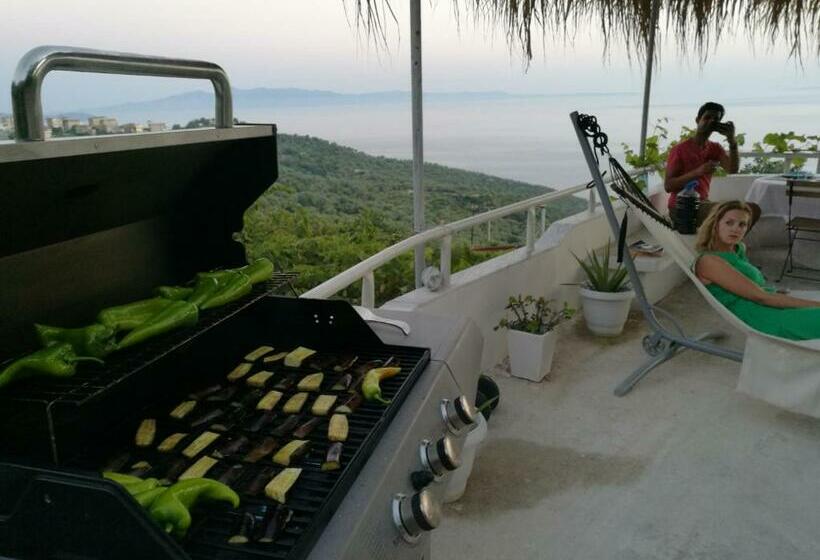 פנסיון Piqeras Relax Guest House