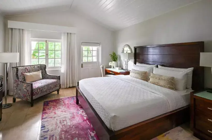 استراحتگاه Sandals Halcyon Beach - All Inclusive Couples Only