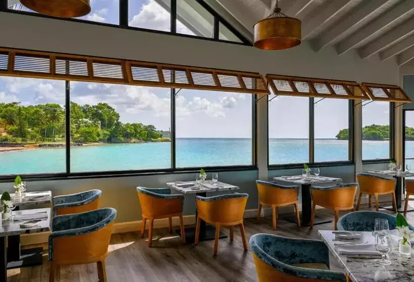 استراحتگاه Sandals Halcyon Beach - All Inclusive Couples Only