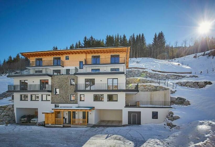 Wiesl Lodge Saalbach