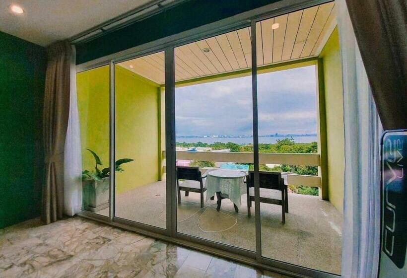 Bed and Breakfast ทะเลล้านดาว รีสอร์ท