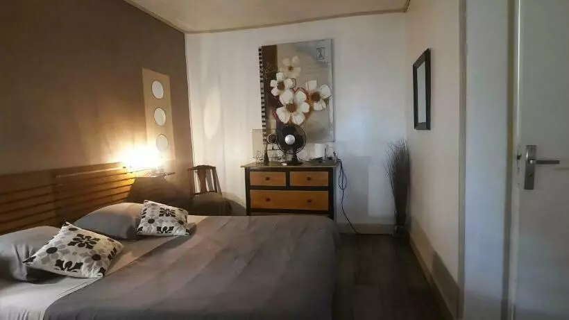 ベッドアンドブレックファースト Chambres D Hôtes L Hermitage