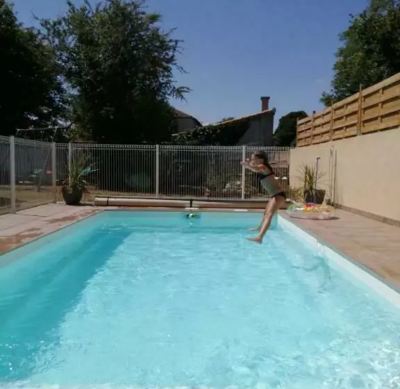 Aamiaismajoitus (B&B) Les Tourterelles