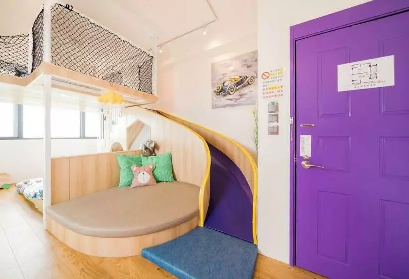 تختخواب و صبحانه Wind Natural Parent Child Inn