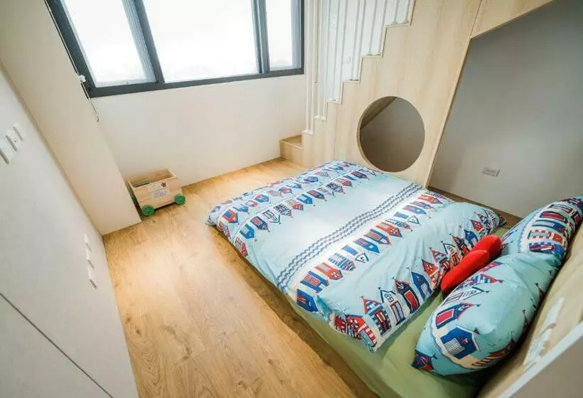 تختخواب و صبحانه Wind Natural Parent Child Inn