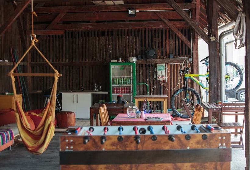 Bikeski Family Hotel, B&b, Apartaments, Rooms