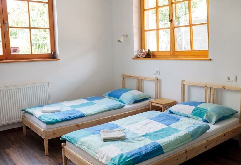 Bikeski Family Hotel, B&b, Apartaments, Rooms