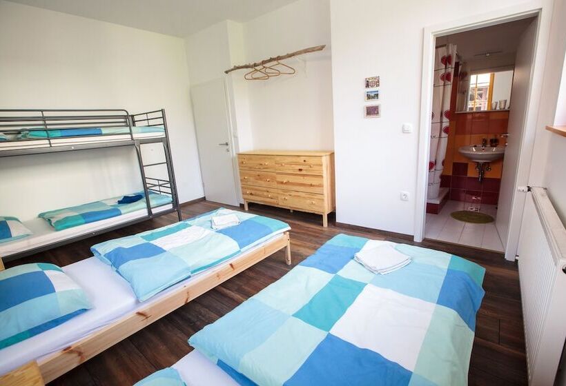 Bikeski Family Hotel, B&b, Apartaments, Rooms