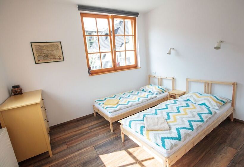 Bikeski Family Hotel, B&b, Apartaments, Rooms