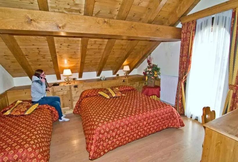 Hotelli Albergo Valbella
