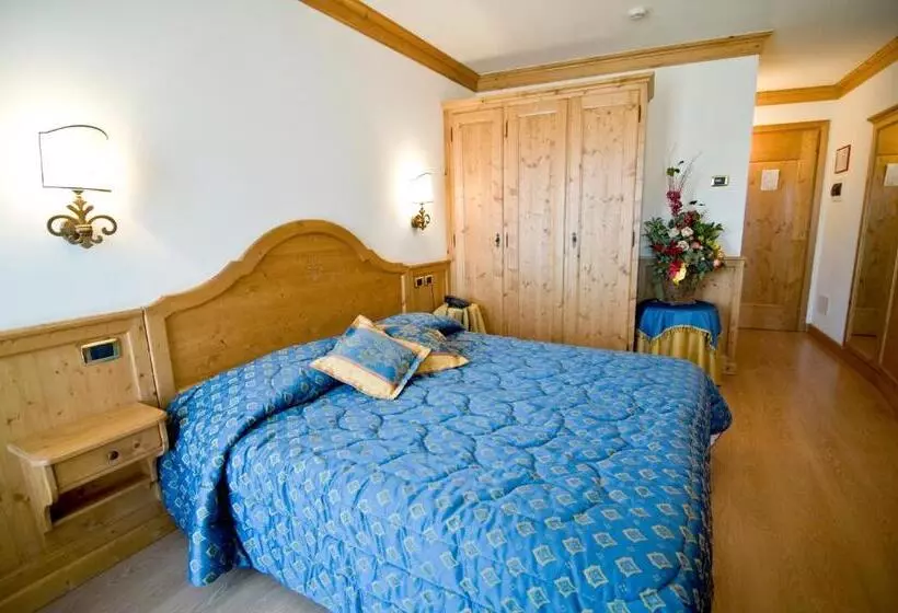 Hotelli Albergo Valbella