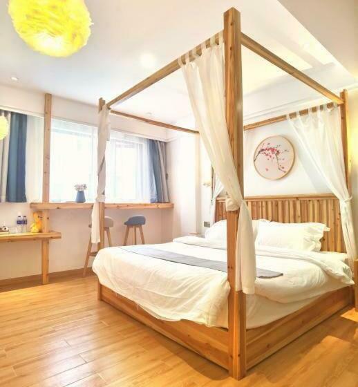 Отель Ming S House