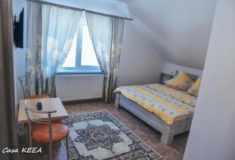 פנסיון Casa Keea