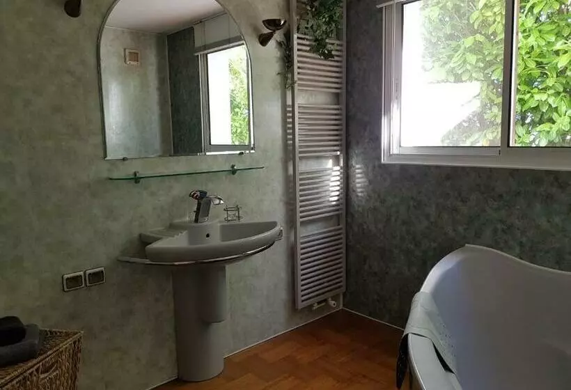 Majatalo Villa Le Rabailly