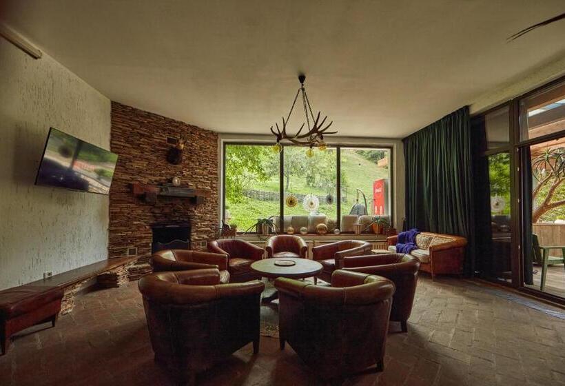 Pension Conacul Vanatorului