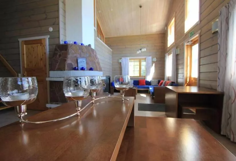 Lomakeskus Kuus Hukkala