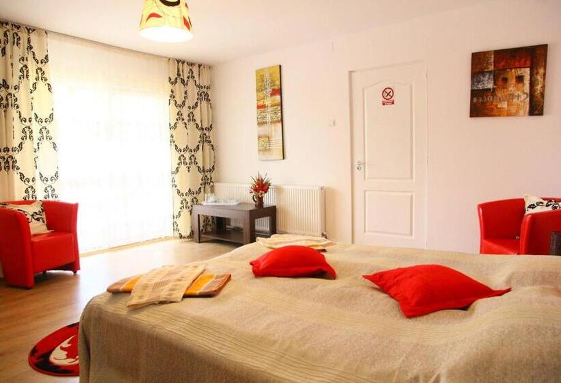 استراحتگاه Perla Bálványos Gyöngye