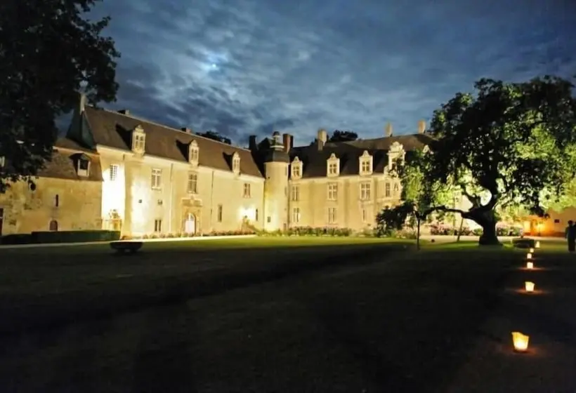 ベッドアンドブレックファースト Chateau Du Fraisse
