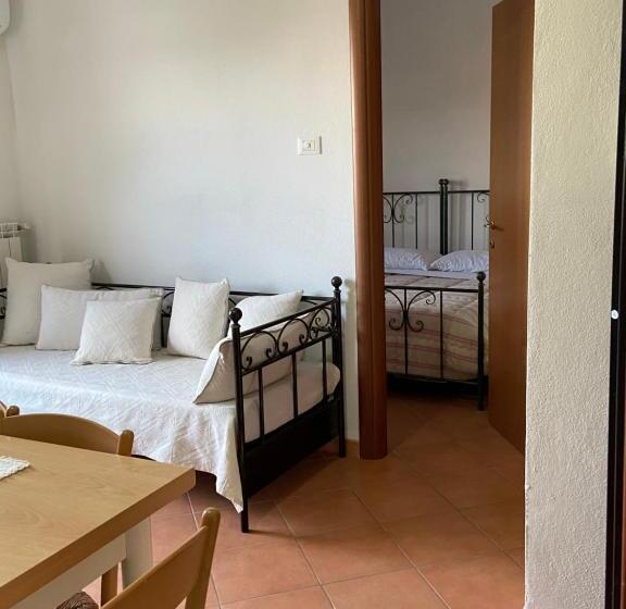 住宿加早餐  Sa Domo De Su Re