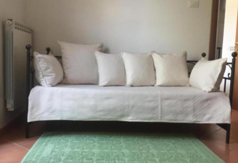 住宿加早餐  Sa Domo De Su Re