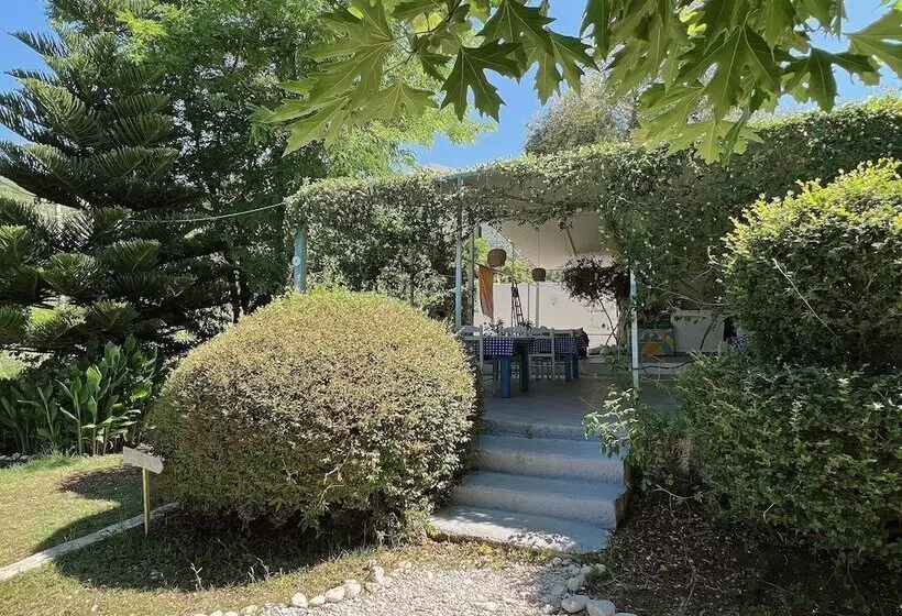 هتل Garden Villa Naza