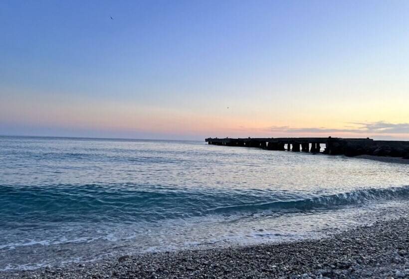 هتل Garden Villa Naza