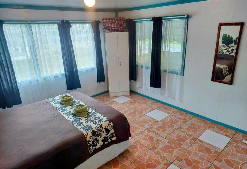 פנסיון Aitutaki Budget Accommodation