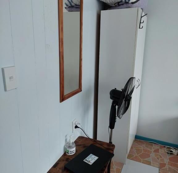 פנסיון Aitutaki Budget Accommodation