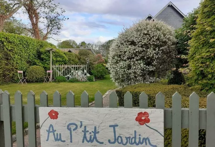 Majatalo Au P Tit Jardin
