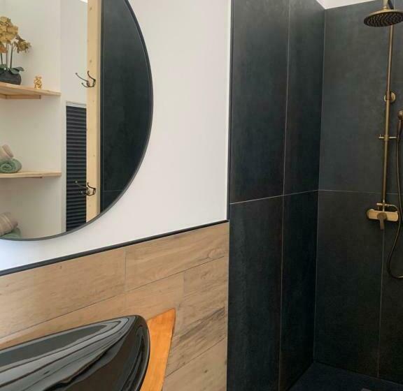 膳宿费 L Inarretable Studio Independant