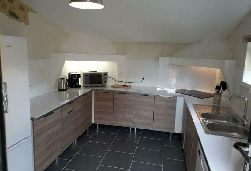 펜션 Le Perche Céronnais