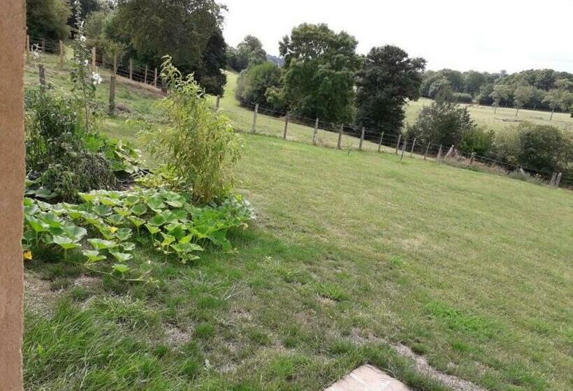 펜션 Le Perche Céronnais