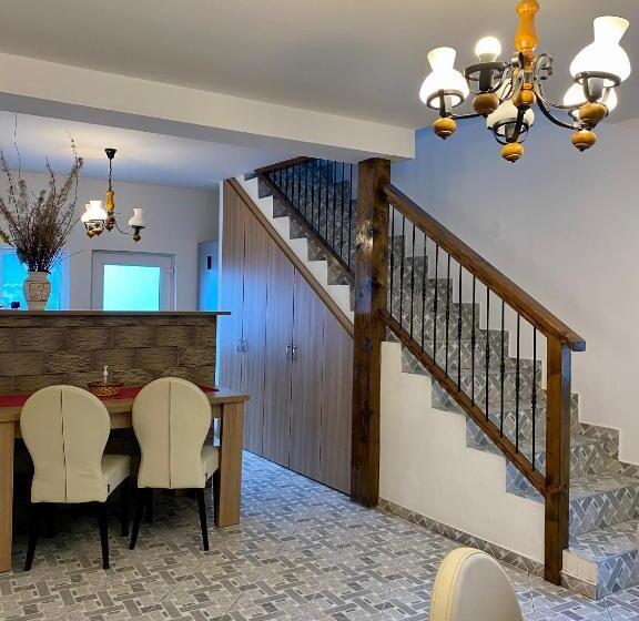 Pensjonat Regina Munților