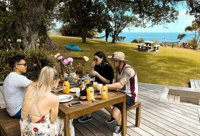 Waiheke Backpackers Hostel