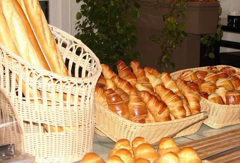 Budget Hotel Melun Sud   Dammarie Les Lys