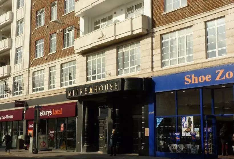 酒店 Britannia Study