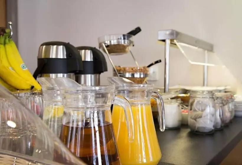 酒店 Britannia Study