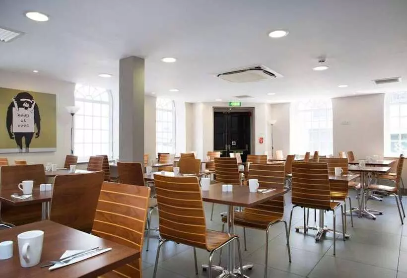 酒店 Britannia Study