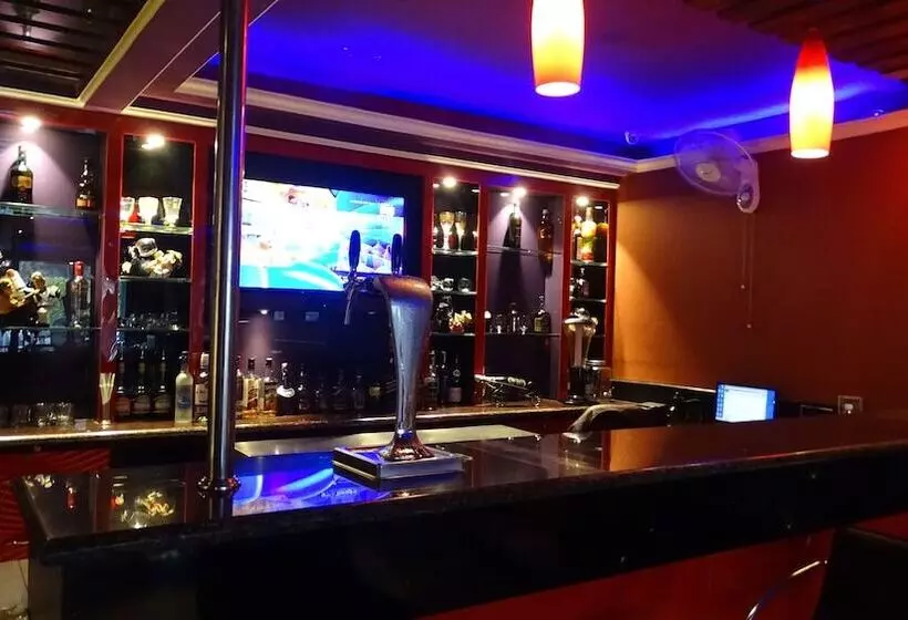 Hotel Diplomat Residency