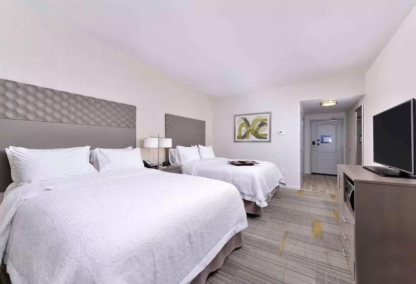 هتل Hampton Inn & Suites Shelby