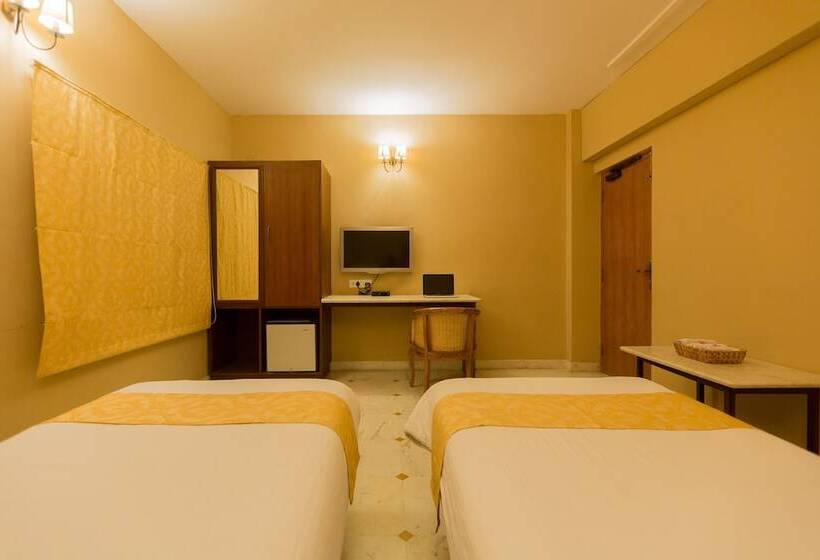 ホテル Hanu Reddy Residences Poes Garden